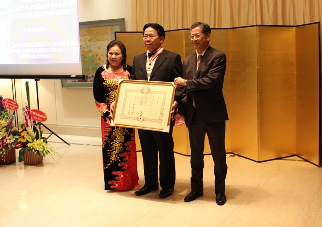 Председатель Общества вьетнамо-японской дружбы награжден орденом Восходящего солнца - ảnh 1
